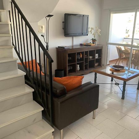 内尔哈Casa Kaluel Adosado Blanco别墅 外观 照片