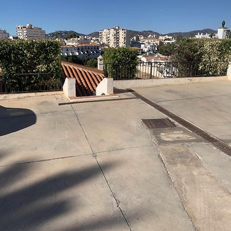 内尔哈Casa Kaluel Adosado Blanco别墅 外观 照片